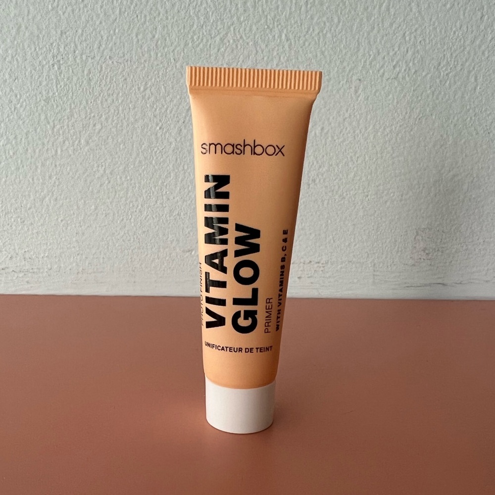 ⭐️⭐️ 5/ $25 ⭐️⭐️ Smashbox Vitamin Glow Primer